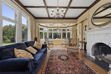 Photo of property in 48 Hillcrest Road, Hillcrest, Hamilton, 3216