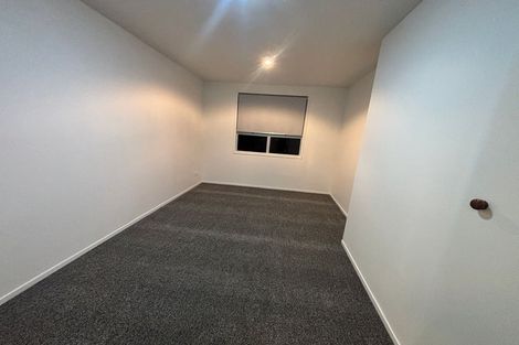 Photo of property in 2 Arnhem Place, Pukekohe, 2120