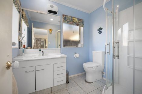 Photo of property in 19 Beachlands Place, Papamoa Beach, Papamoa, 3118