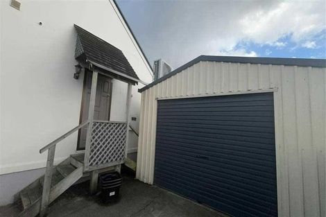 Photo of property in 214 Puriri Street, Castlecliff, Whanganui, 4501