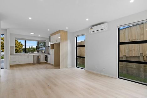 Photo of property in 1c Jelicich Court, Henderson, Auckland, 0612