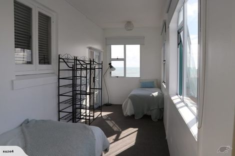 Photo of property in Devonport Apartments, 38/127 Saint Aubyn Street, New Plymouth, 4310