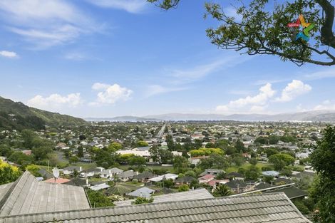 Photo of property in 24 Summit Road, Fairfield, Lower Hutt, 5011