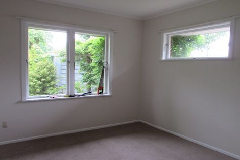 Photo of property in 1063a Fergusson Drive, Clouston Park, Upper Hutt, 5018