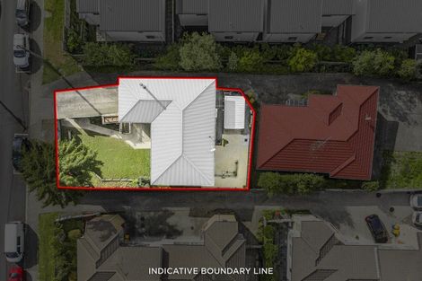 Photo of property in 1/5 Woodall Place, Totara Vale, Auckland, 0627