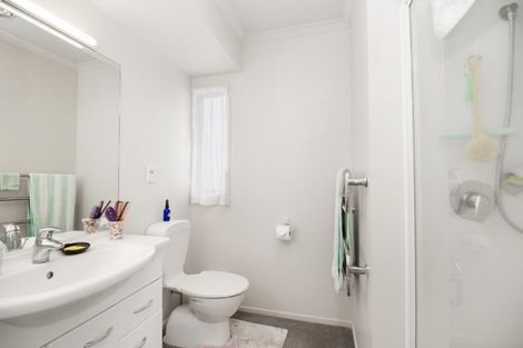 Photo of property in 18 Devon Street, Glenholme, Rotorua, 3010