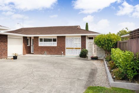 Photo of property in 12a Cecil Place, Cloverlea, Palmerston North, 4412