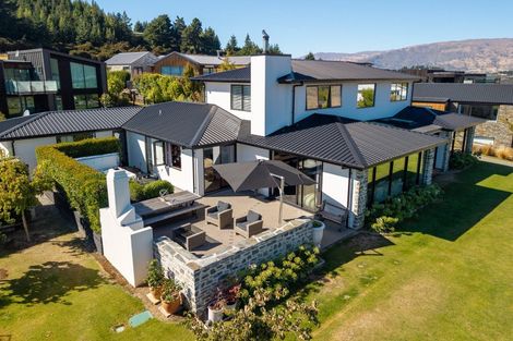 Photo of property in 5 Clearview Street, Wanaka, 9305