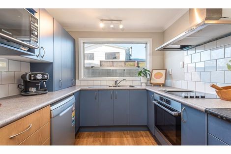 Photo of property in 26 Gibbs Drive, Woodend, 7610