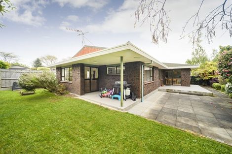 Photo of property in 104 Waterloo Crescent, Hokowhitu, Palmerston North, 4410