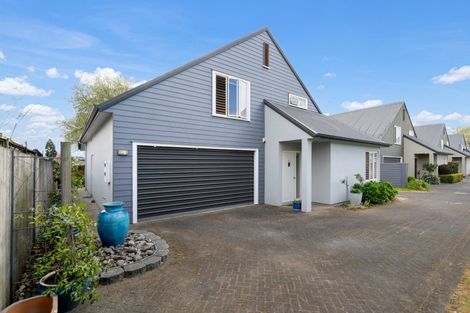 Photo of property in 29d Clare Street, Cambridge, 3434