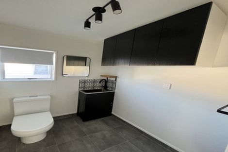 Photo of property in 2/2 Hatherley Place, Clendon Park, Auckland, 2103