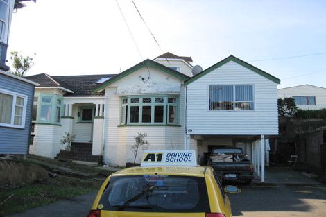 Photo of property in 39 Upper Bourke Street, Kilbirnie, Wellington, 6022