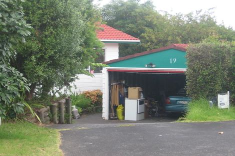 Photo of property in 19 Sunward Rise, Glenfield, Auckland, 0629