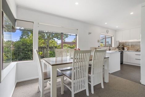 Photo of property in 106 Whitby Place, Whangamata, 3620