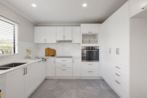 Photo of property in 47 Nielsen Gardens, Rototuna, Hamilton, 3210