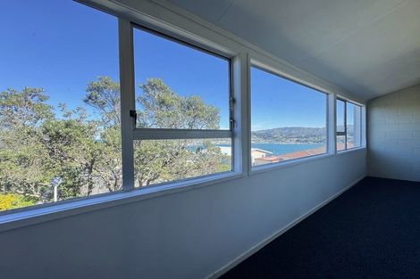 Photo of property in 3/7 Rangitane Street, Maupuia, Wellington, 6022