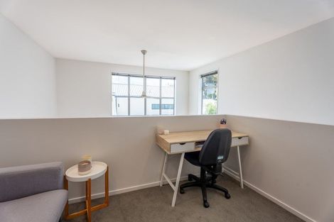 Photo of property in 2/64 Holly Road, St Albans, Christchurch, 8014