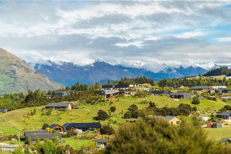 Photo of property in 3 Highfield Ridge, Wanaka, 9305