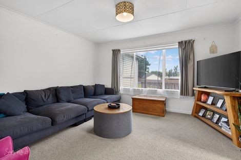 Photo of property in 20 View Street, Maungaturoto, 0520