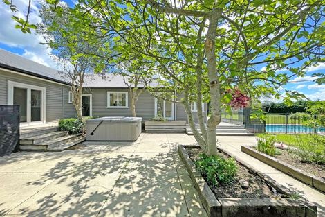 Photo of property in 17b Lissette Road, Newstead, Hamilton, 3286