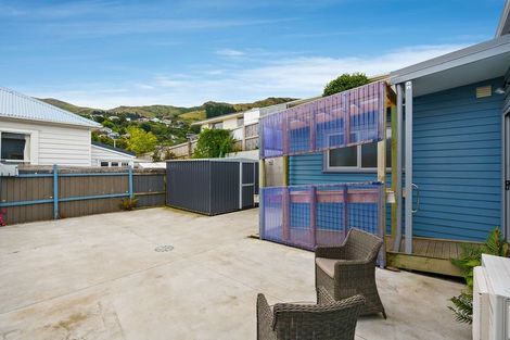 Photo of property in 39 Canterbury Street, Lyttelton, 8082