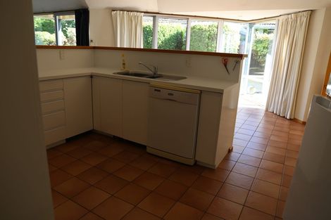 Photo of property in 255 Avonhead Road, Avonhead, Christchurch, 8042