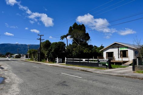 Photo of property in 126 Waverley Street, Karamea, 7893