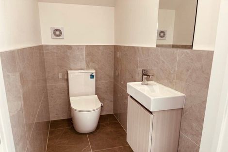 Photo of property in 29d Kenderdine Road, Papatoetoe, Auckland, 2025