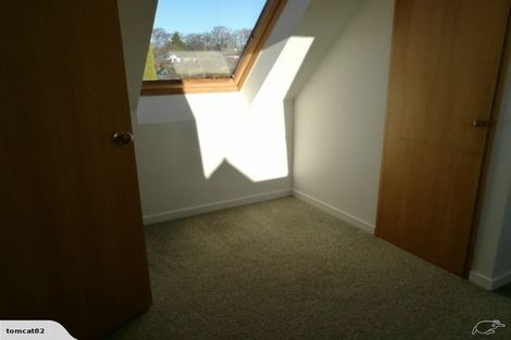 Photo of property in 18 Witbrock Crescent, Burnside, Christchurch, 8053