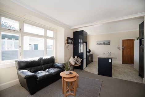 Photo of property in 21 Burns Avenue, Takaro, Palmerston North, 4412