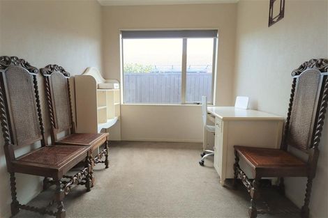 Photo of property in 36 Stranraer Crescent, Wattle Downs, Auckland, 2103