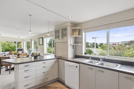 Photo of property in 325 Rosetta Road, Raumati Beach, Paraparaumu, 5032