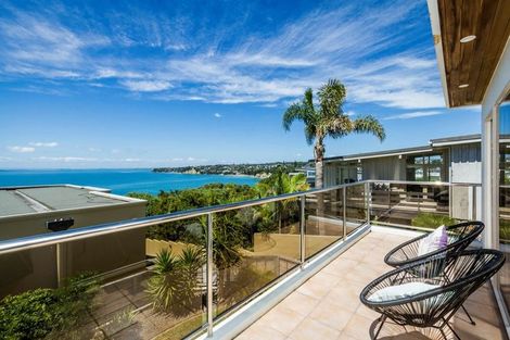 Photo of property in 1/25 Churchill Road, Murrays Bay, Auckland, 0630