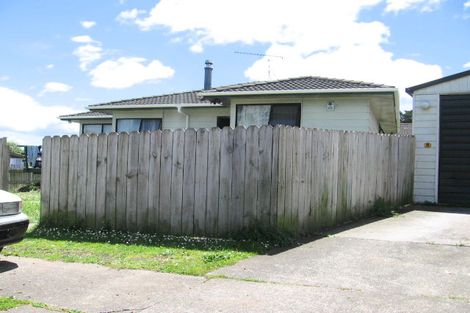 Photo of property in 28 Heathberry Close, Papatoetoe, Auckland, 2025