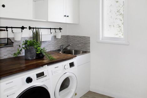 Photo of property in 40 Marne Street, Hokowhitu, Palmerston North, 4410