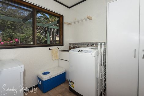 Photo of property in 1610 Paparoa-oakleigh Road, Taipuha, Paparoa, 0571
