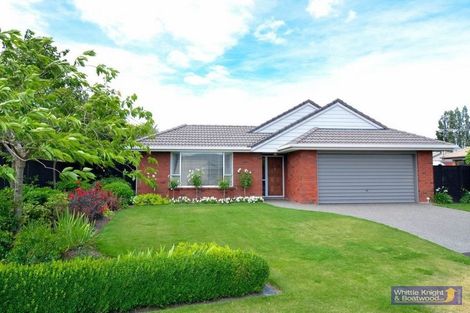 Photo of property in 8 Innisfree Place, Northwood, Christchurch, 8051