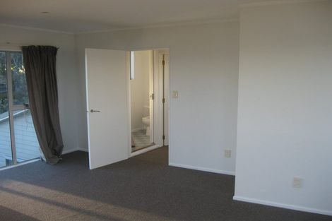 Photo of property in 4 Lyons Crescent, Strathmore Park, Wellington, 6022