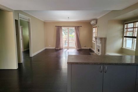 Photo of property in 10 Neptune Avenue, Beach Haven, Auckland, 0626