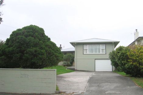 Photo of property in 57 Redwood Avenue, Tawa, Wellington, 5028