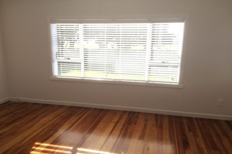 Photo of property in 1 Waterfront Road, Mangere Bridge, Auckland, 2022