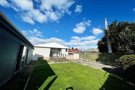 Photo of property in 54 Motatau Road, Papatoetoe, Auckland, 2025