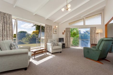 Photo of property in 10 Jordan Place, Tirau, 3410