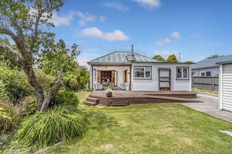 Photo of property in 128 Middlepark Road, Sockburn, Christchurch, 8042