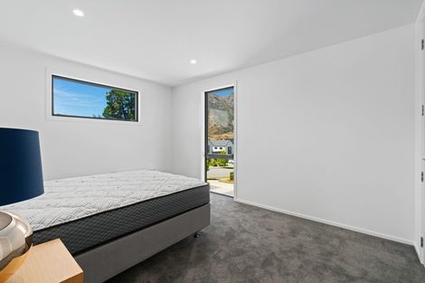 Photo of property in 2 Lauder Street, Lake Hayes, Queenstown, 9304