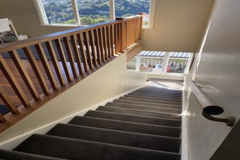 Photo of property in 98 Wadestown Road, Wadestown, Wellington, 6012
