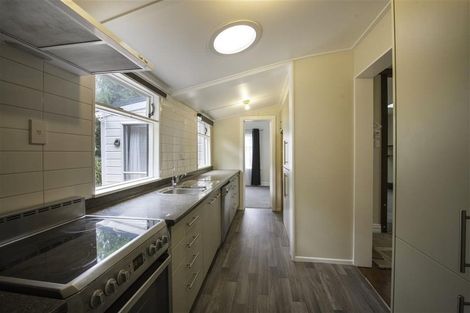 Photo of property in 10 Coote Road, Bluff Hill, Napier, 4110