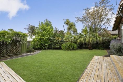 Photo of property in 16 Wilencote Place, Pahurehure, Papakura, 2113