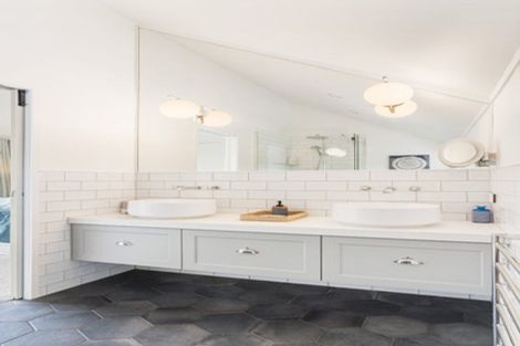 Photo of property in 24 Brodie Lane, Pauanui, Hikuai, 3579